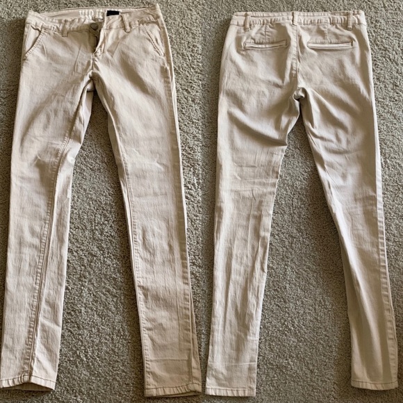 Khaki pants - Picture 1 of 4